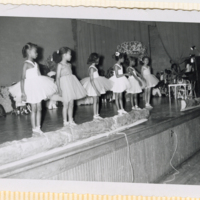 MAF0316_photograph-of-six-ballerinas-at-simms-school.jpg